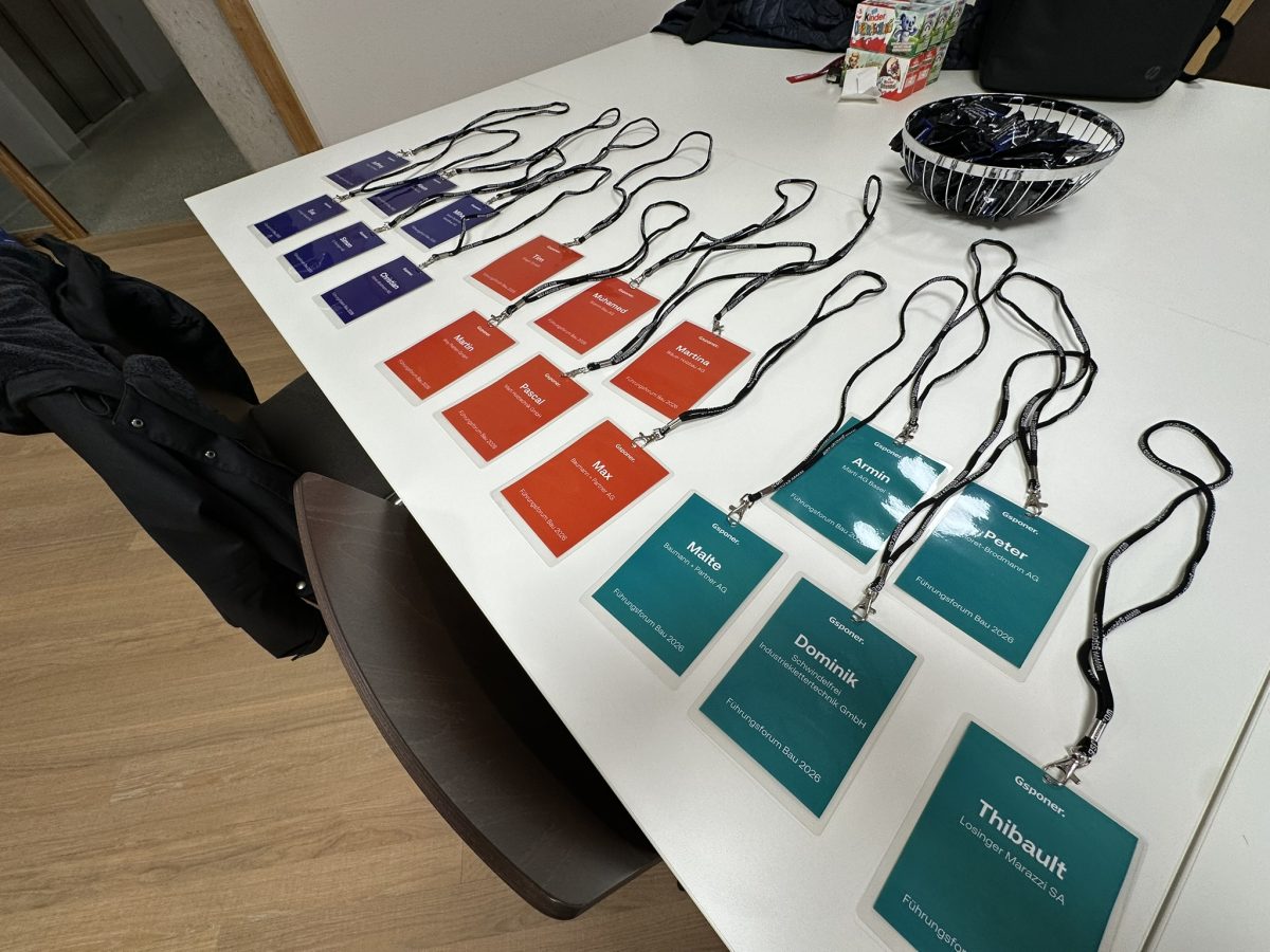 Gsponer. • Erfolgreiches Führungsforum Bau