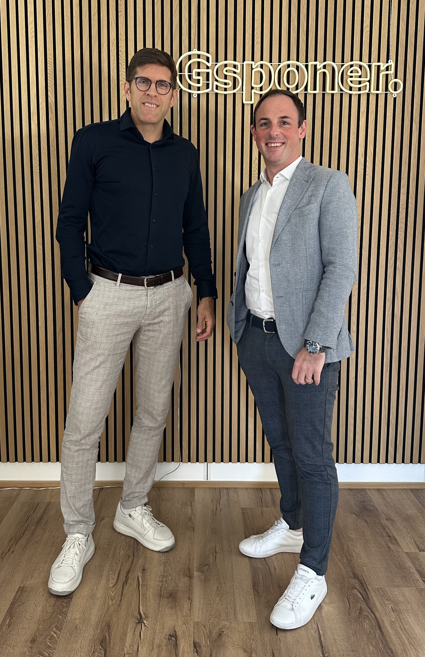 Gsponer. • Herzlich willkommen Beni Huggel!